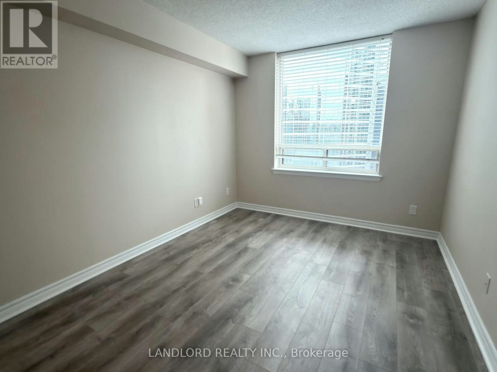 1523-633 Bay Street, Toronto, ON, M5G 2G4 - 9