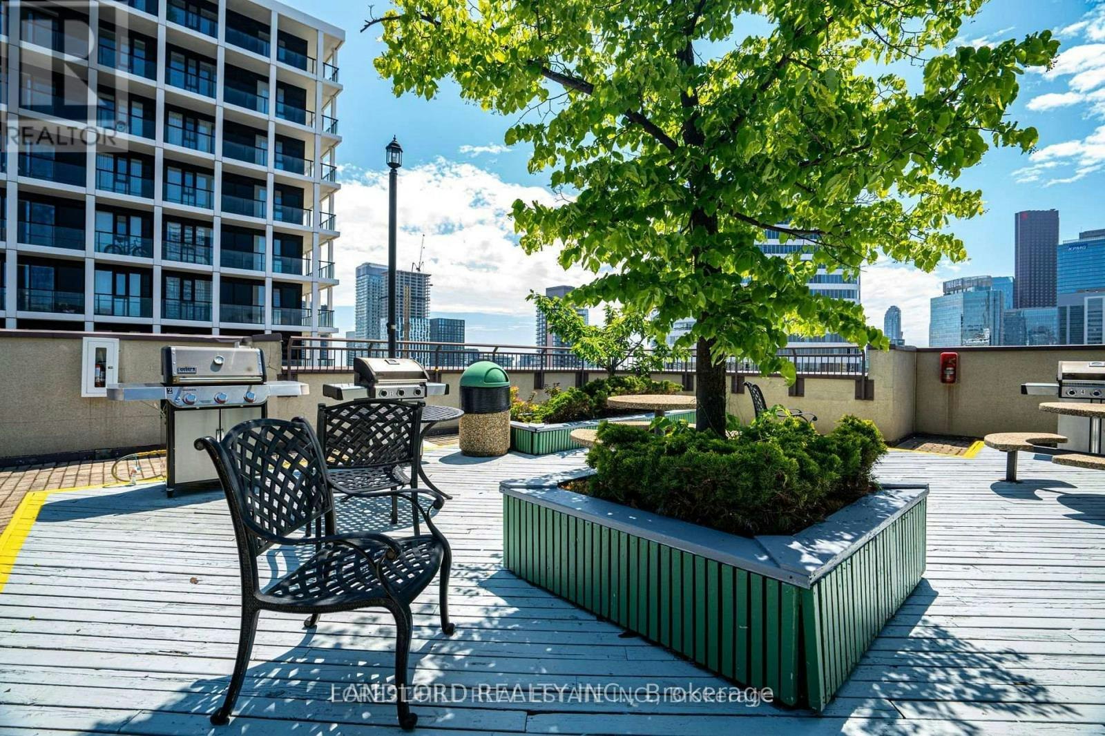 1523-633 Bay Street, Toronto, ON, M5G 2G4 - 21