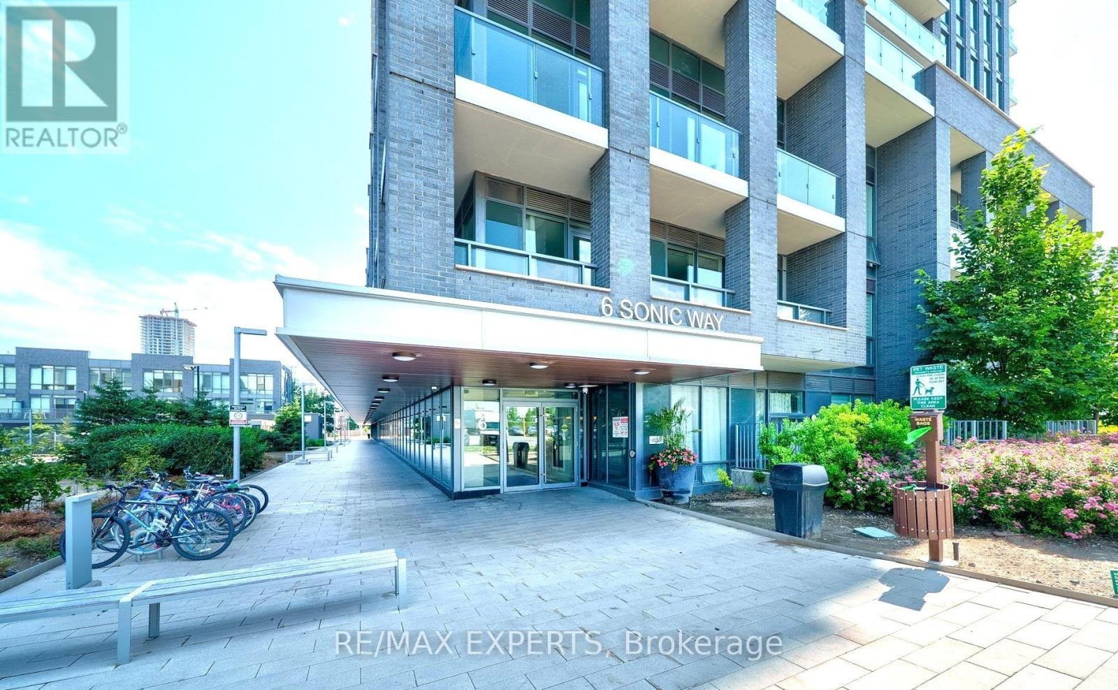 N101-6 Sonic Way, Toronto, ON, M3C 0P1