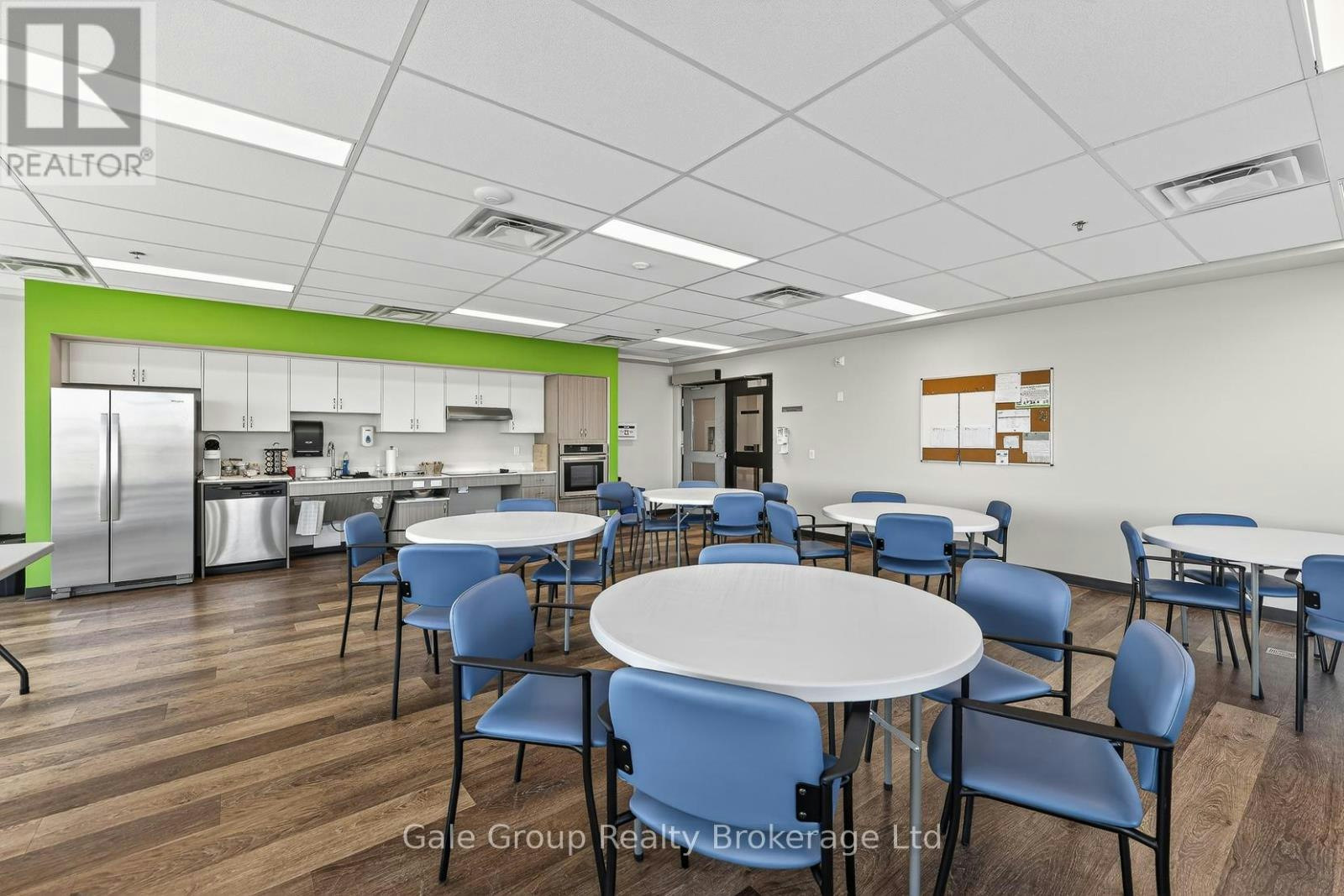 301-785 Southwood Way, Woodstock, ON, N4V 1G5 - 18