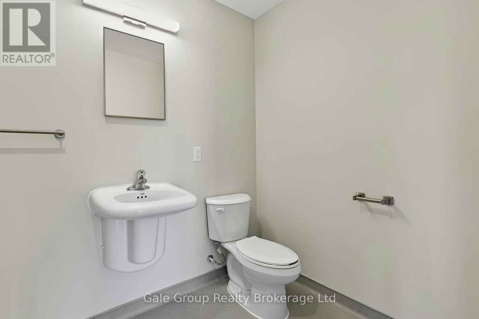 301-785 Southwood Way, Woodstock, ON, N4V 1G5 - 5