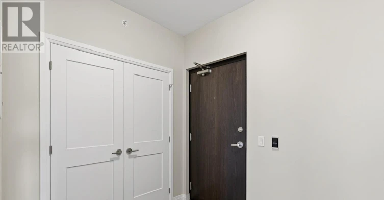 301-785 Southwood Way, Woodstock, ON, N4V 1G5 - 2