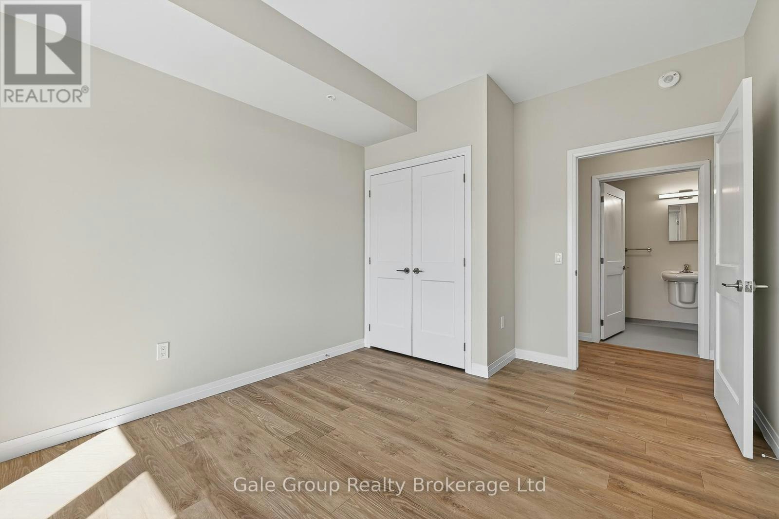 301-785 Southwood Way, Woodstock, ON, N4V 1G5 - 7