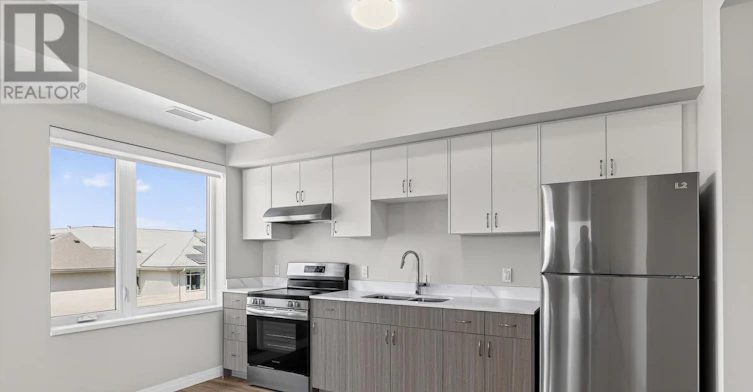 301-785 Southwood Way, Woodstock, ON, N4V 1G5 - 9