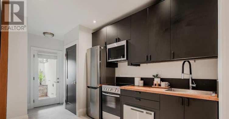 LOWER-35 Duart Park Road, Toronto, ON, M4E 1J3 - 5