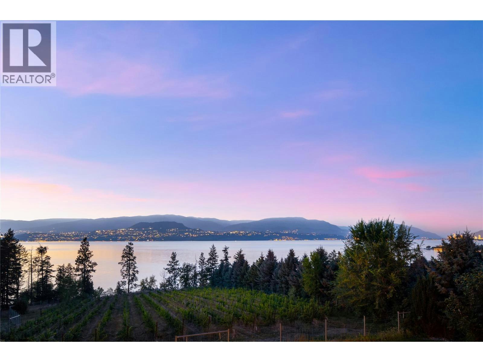 4840 Lakeshore Road, Kelowna, BC, V1W 4H6 - 30