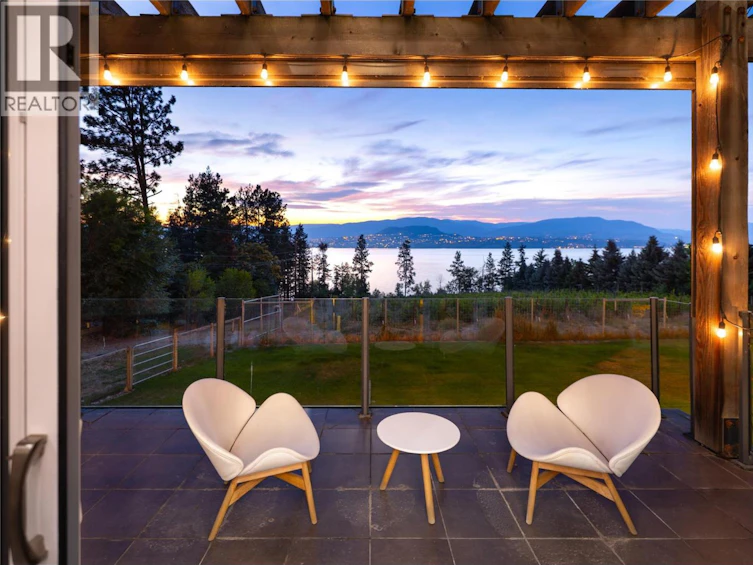 4840 Lakeshore Road, Kelowna, BC, V1W 4H6 - 10