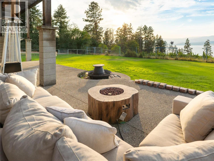 4840 Lakeshore Road, Kelowna, BC, V1W 4H6 - 47