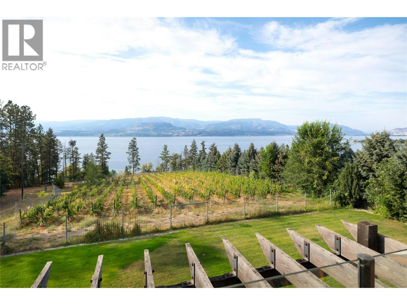 4840 Lakeshore Road, Kelowna, BC, V1W 4H6 - 29