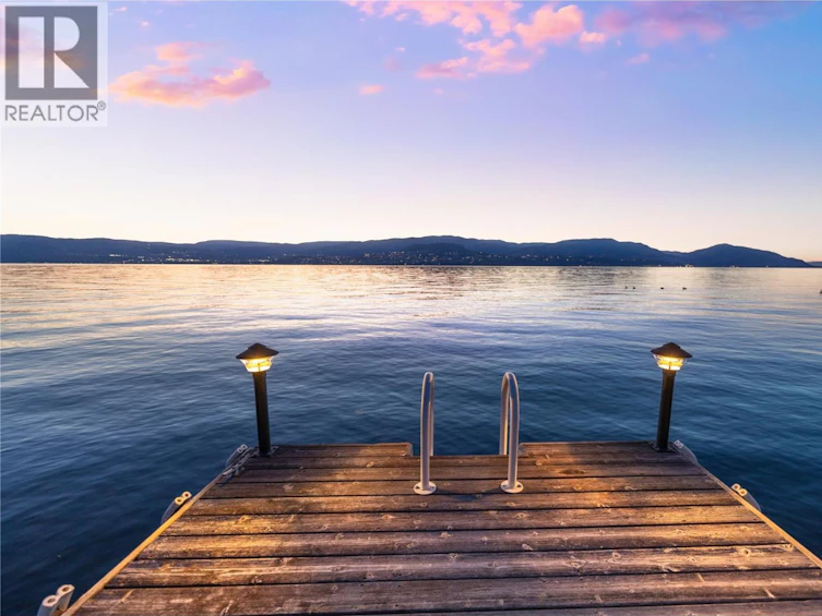 4840 Lakeshore Road, Kelowna, BC, V1W 4H6 - 72