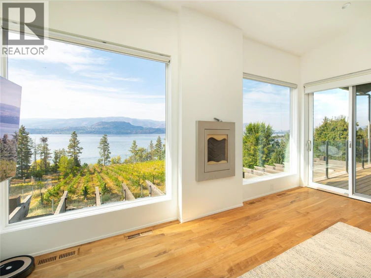 4840 Lakeshore Road, Kelowna, BC, V1W 4H6 - 25