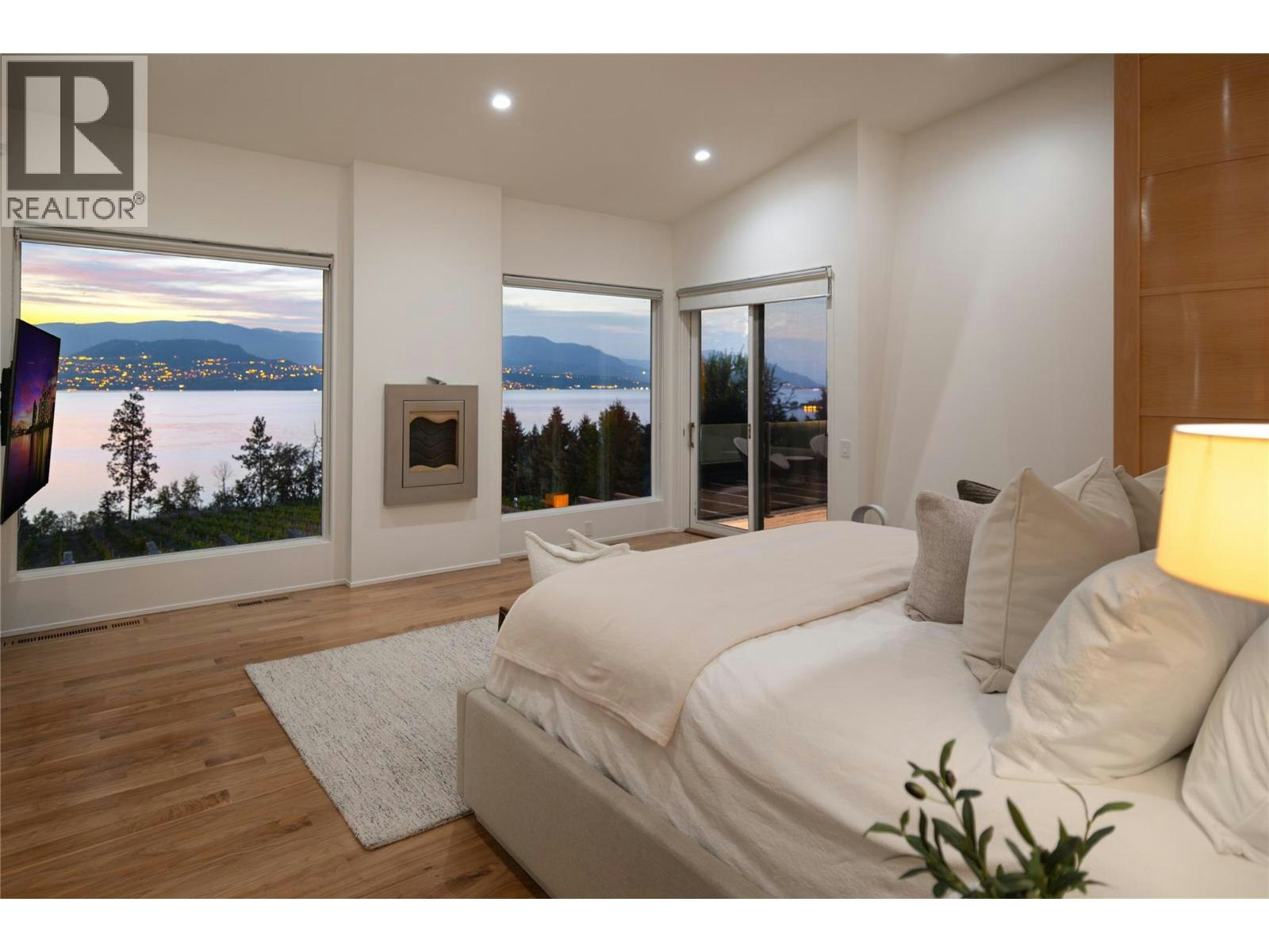 4840 Lakeshore Road, Kelowna, BC, V1W 4H6 - 24