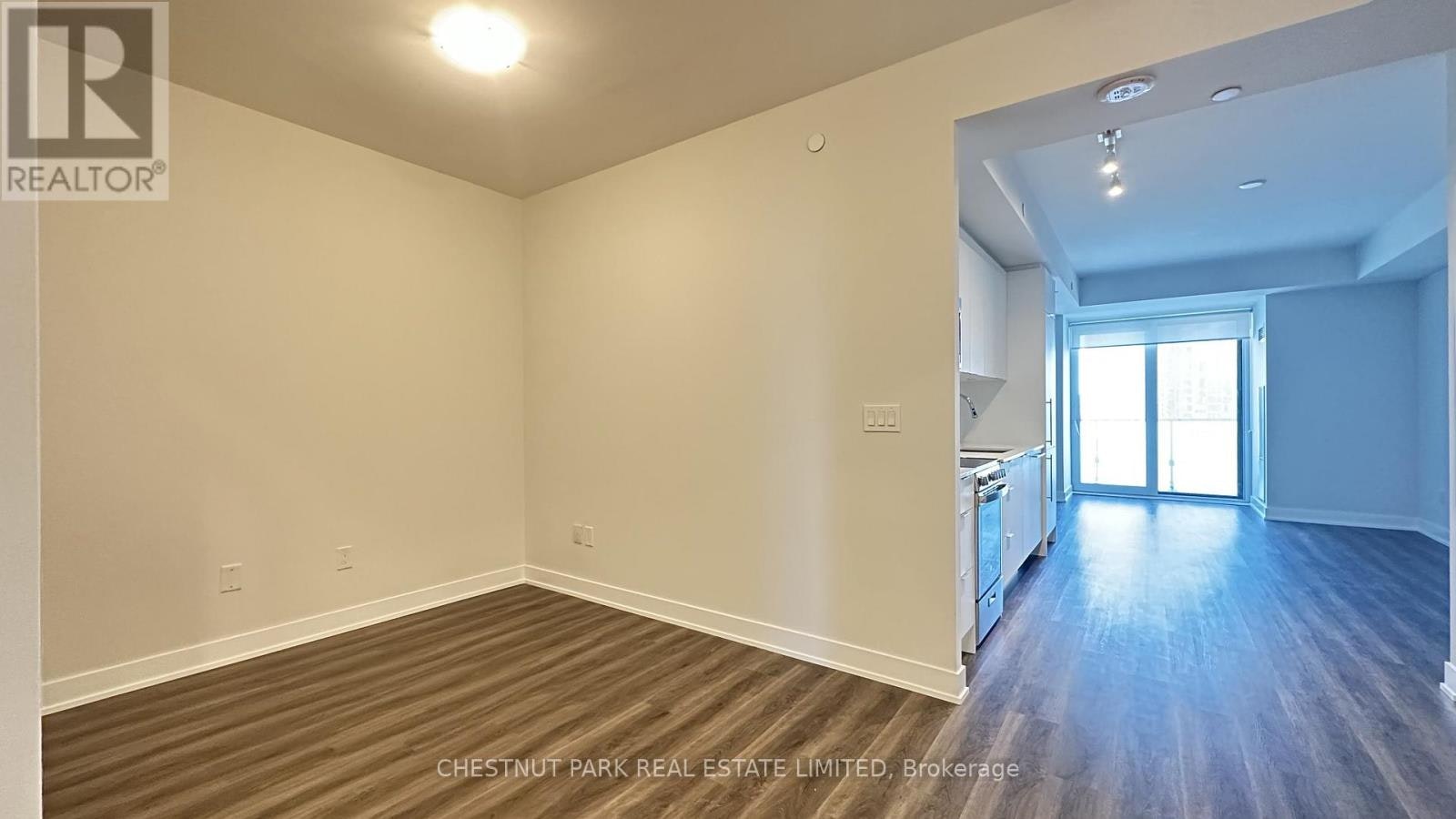 1305-430 Square One Drive, Mississauga, ON, L5B 0L6 - 4