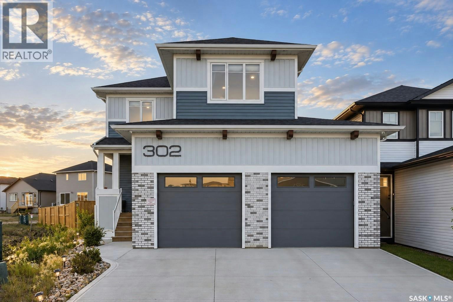 302 Chelsom Manor, Saskatoon, SK, S7V 1R3