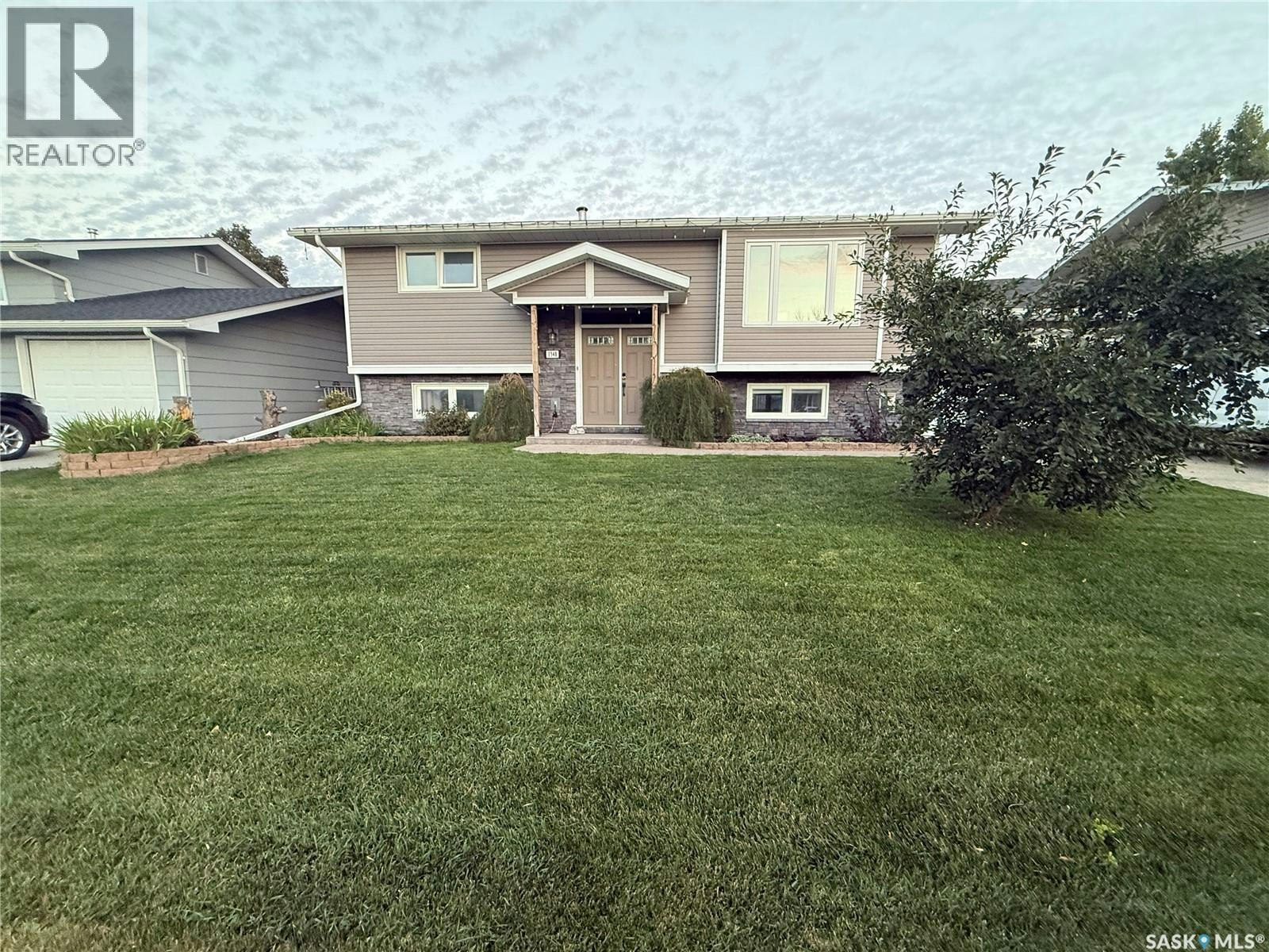 1348 Princess Crescent, Moose Jaw, SK, S6H 6S9