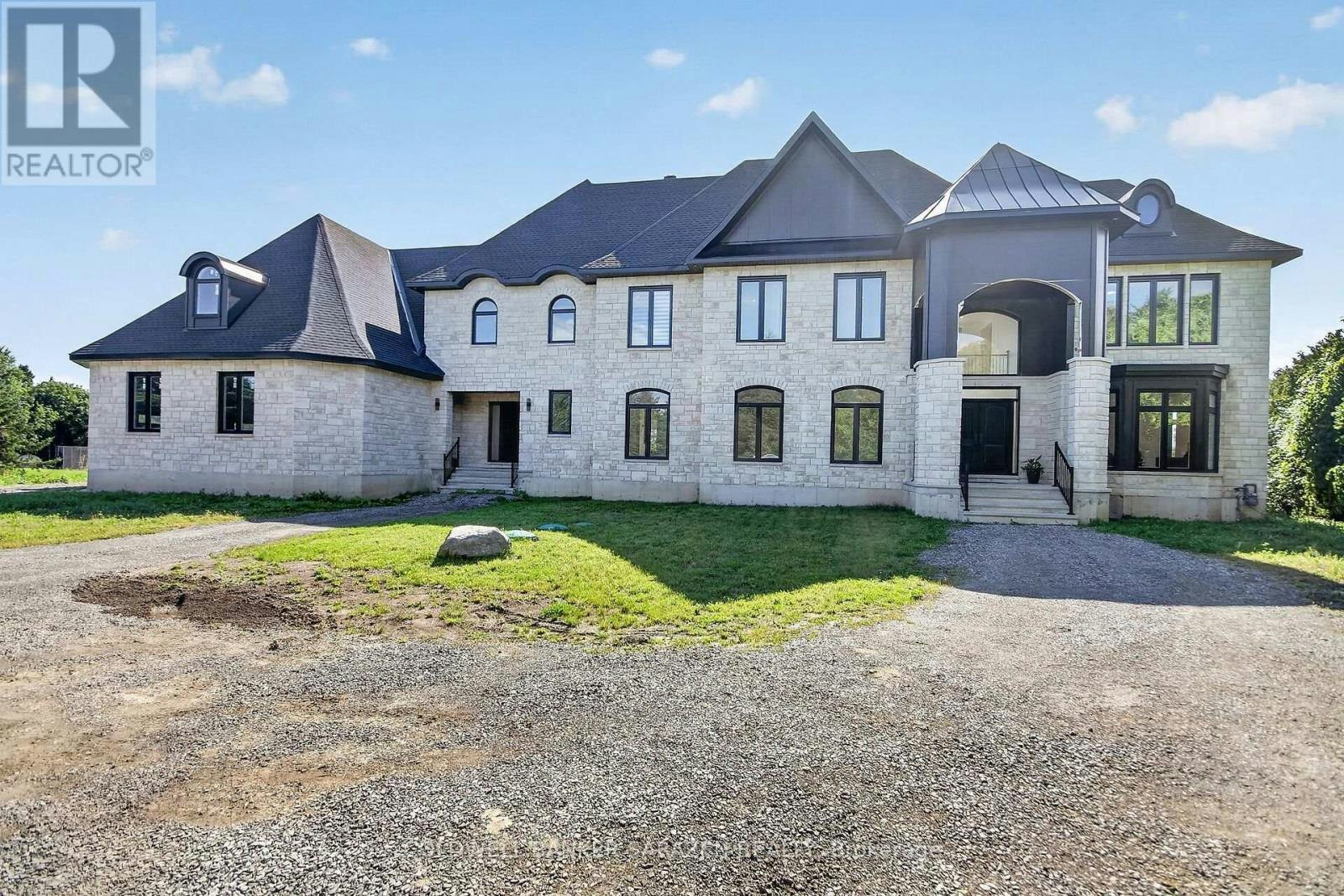 1554 River Road S, Manotick, ON, K4M 1B4