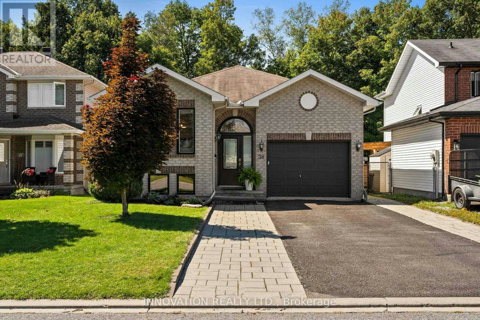 38 Steggall Crescent, Ottawa, ON, K2S 1S4