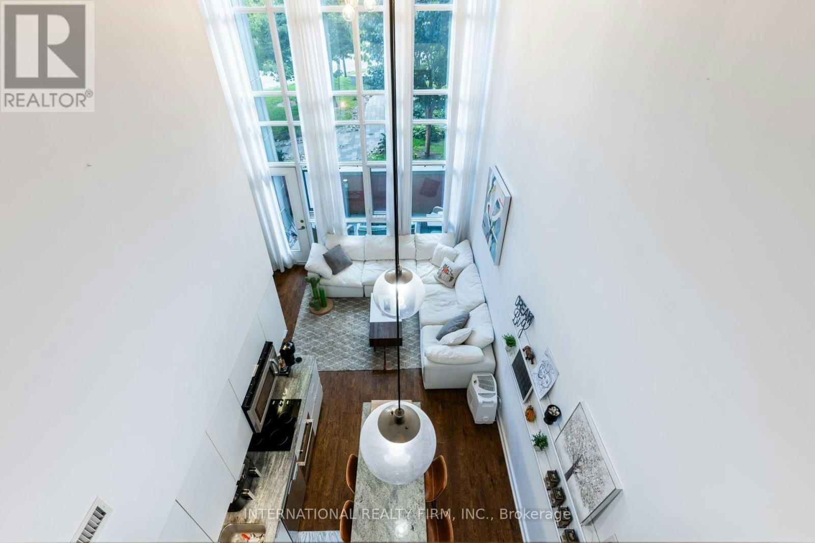 110-5 Hanna Avenue, Toronto, ON, M6K 0B3 - 2