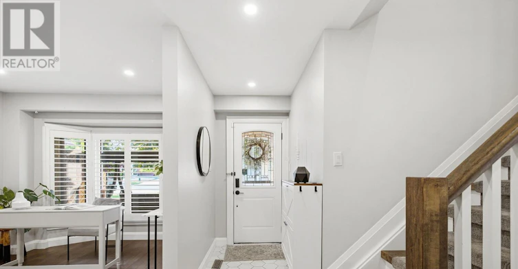 1896 New Street, Pickering, ON, L1V 3J7 - 3