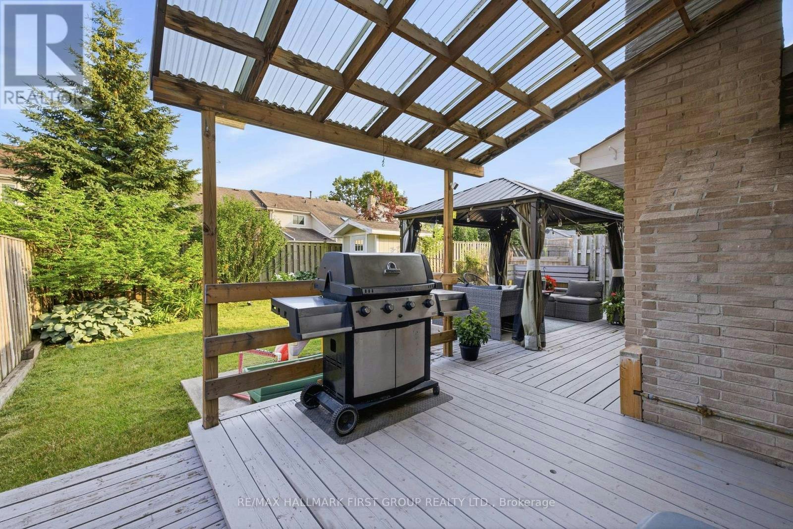 1896 New Street, Pickering, ON, L1V 3J7 - 28