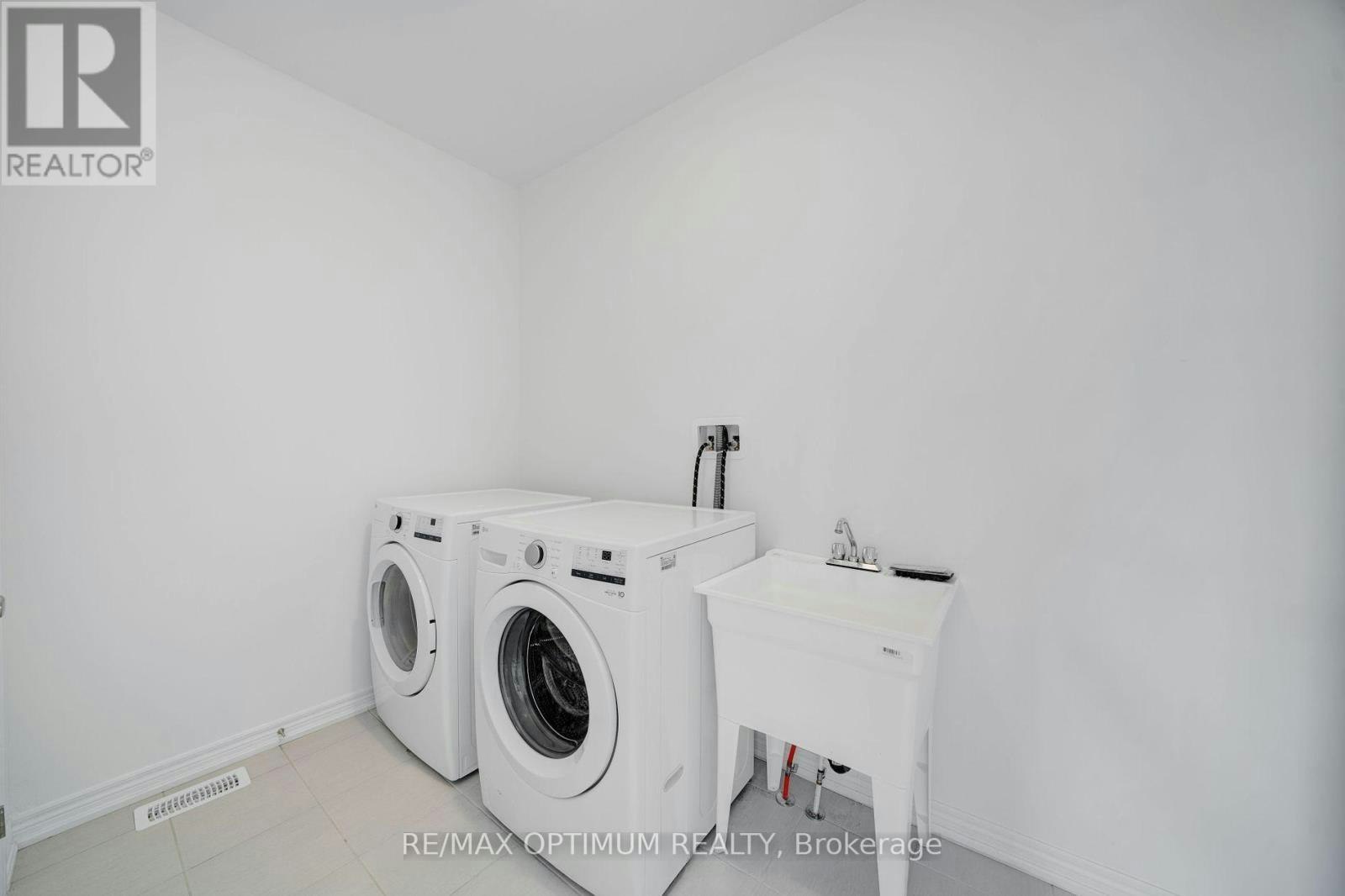 2073 Chris Mason Street, Oshawa, ON, L1L 0S5 - 42