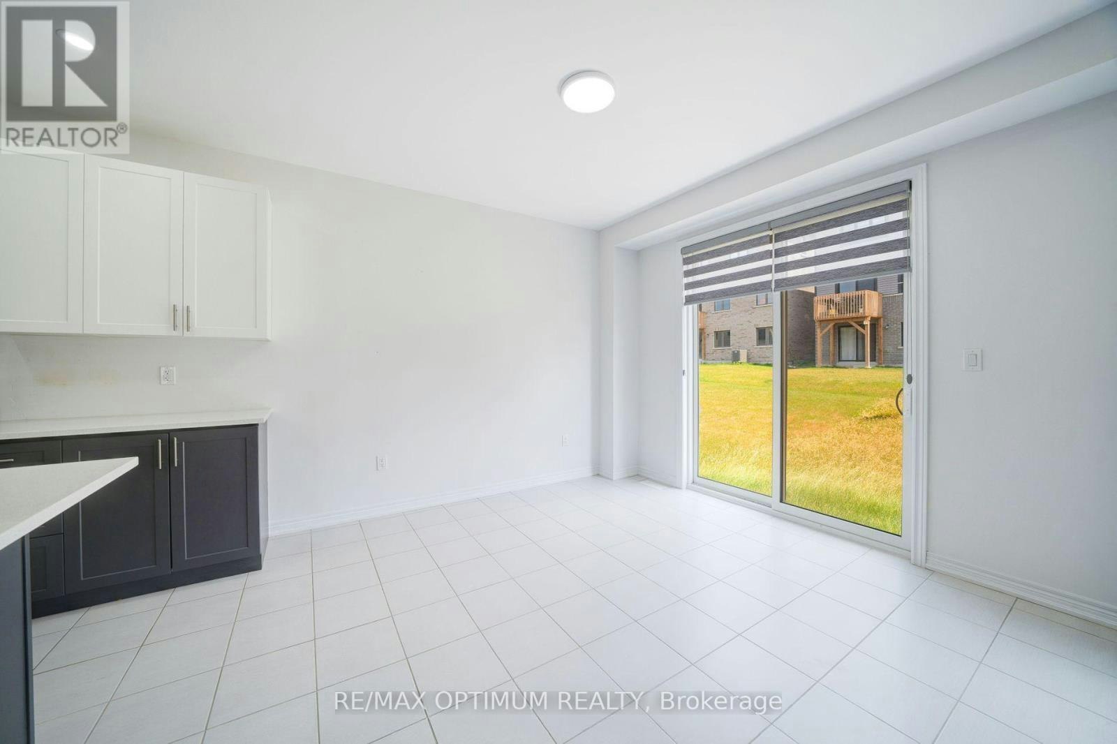 2073 Chris Mason Street, Oshawa, ON, L1L 0S5 - 7