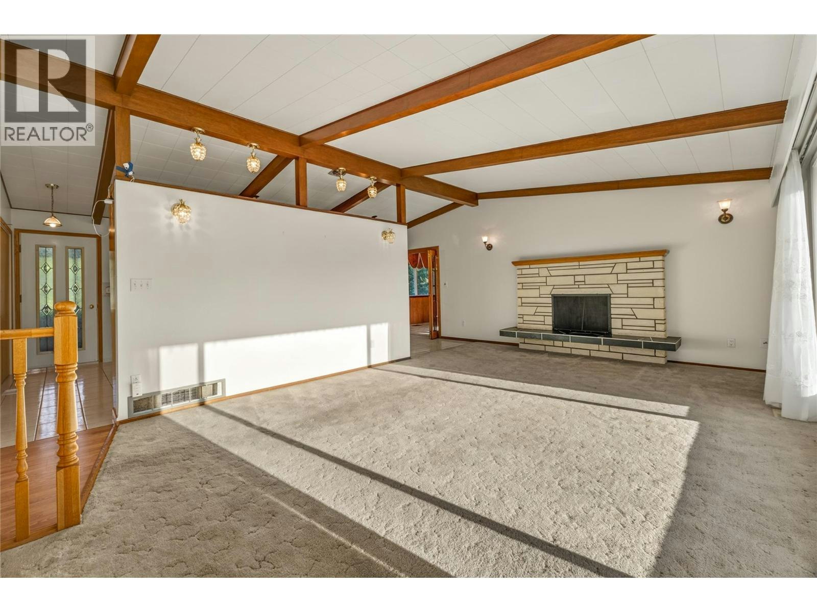 980 Orillia Street - 2