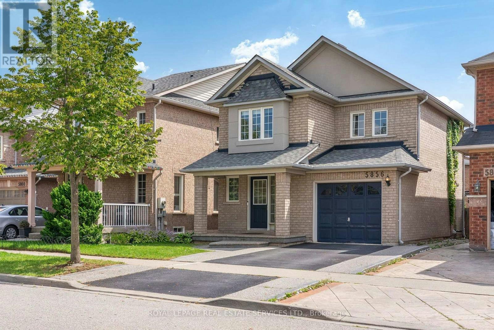 5856 Blue Spruce Avenue, Burlington, ON, L7L 7N8