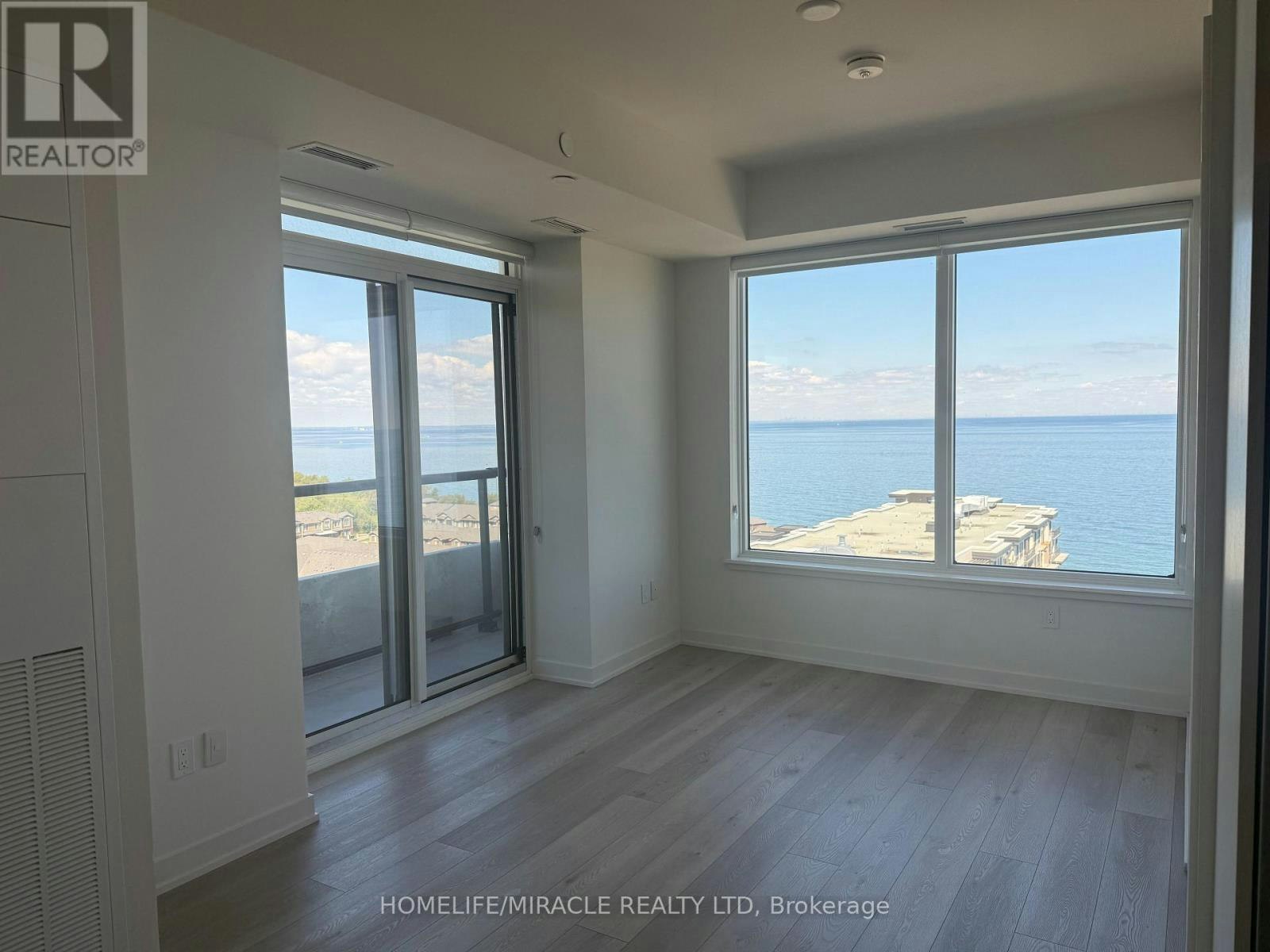 1105-385 Winston Road, Grimsby, ON, L3M 0J3 - 8