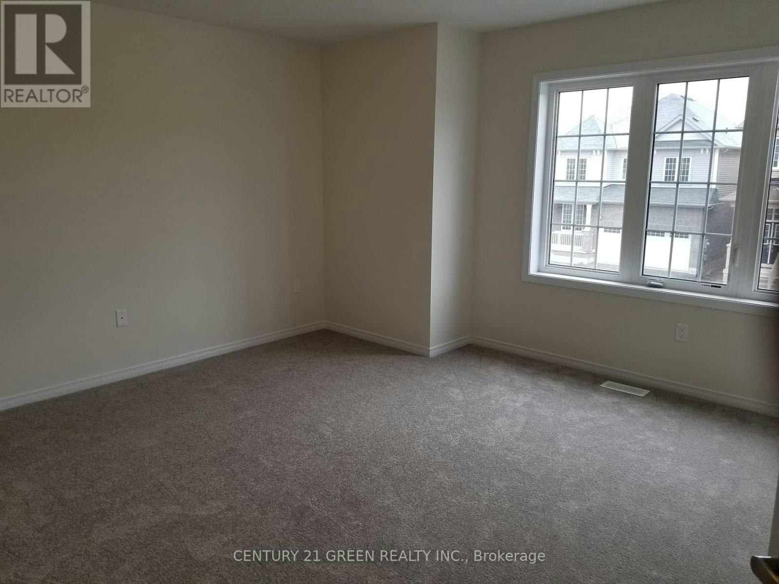 28 Sara Drive, Thorold, ON, L3B 0G4 - 16