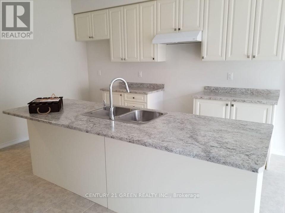28 Sara Drive, Thorold, ON, L3B 0G4 - 12