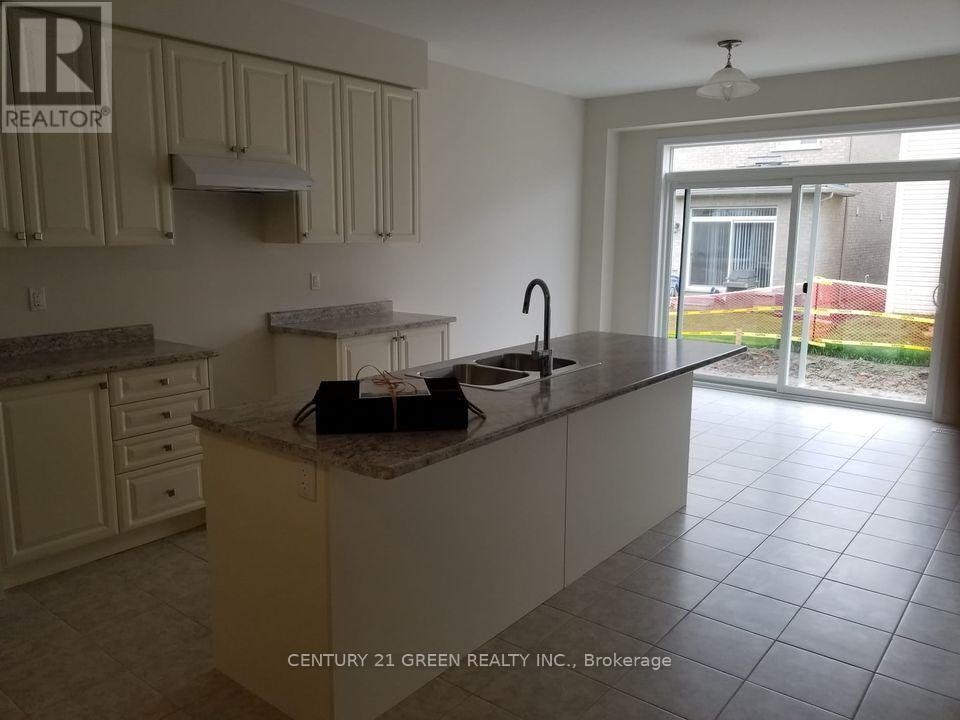 28 Sara Drive, Thorold, ON, L3B 0G4 - 11