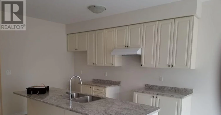 28 Sara Drive, Thorold, ON, L3B 0G4 - 13