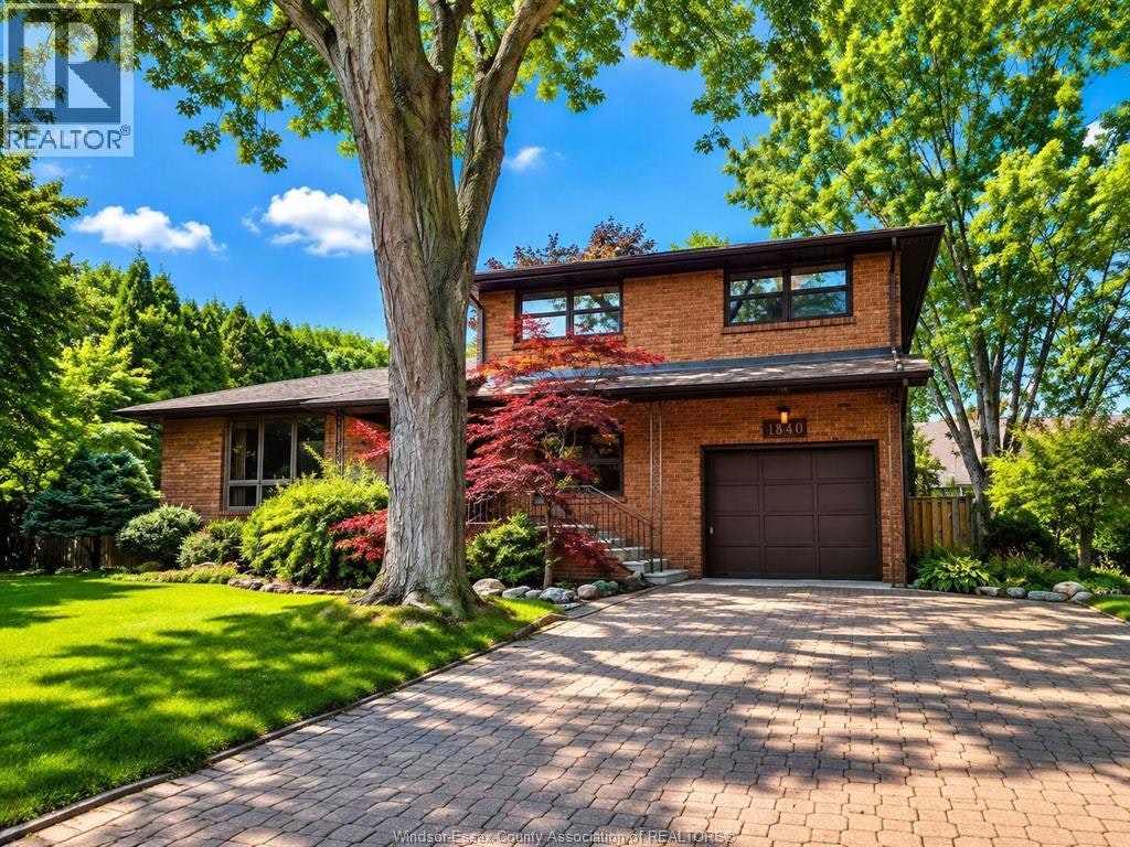 1840 Omira Street, Lasalle, ON, N9H 1R2