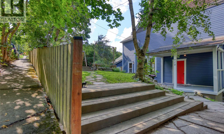 924 Front Street