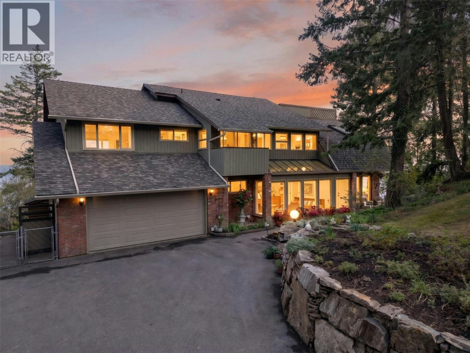 1776 Keloka Drive, West Kelowna, BC, V1Z 2X1