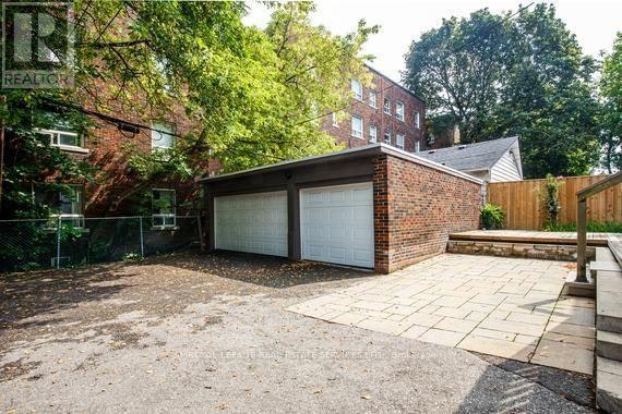 SECOND FL-11 Highbourne Road, Toronto, ON, M5P 2J1 - 39