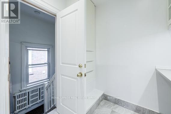 SECOND FL-11 Highbourne Road, Toronto, ON, M5P 2J1 - 21
