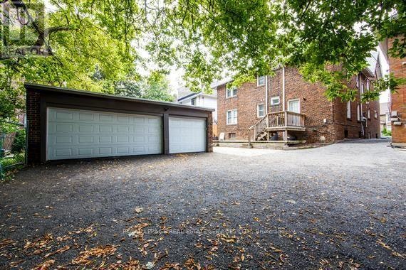 SECOND FL-11 Highbourne Road, Toronto, ON, M5P 2J1 - 38