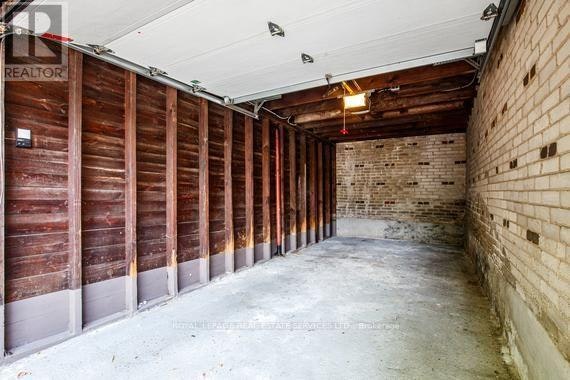 SECOND FL-11 Highbourne Road, Toronto, ON, M5P 2J1 - 40