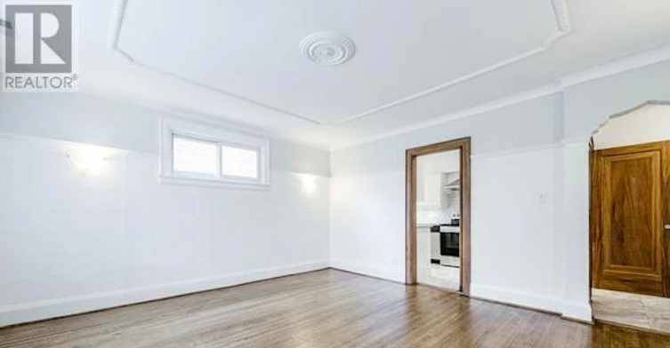 SECOND FL-11 Highbourne Road, Toronto, ON, M5P 2J1 - 14