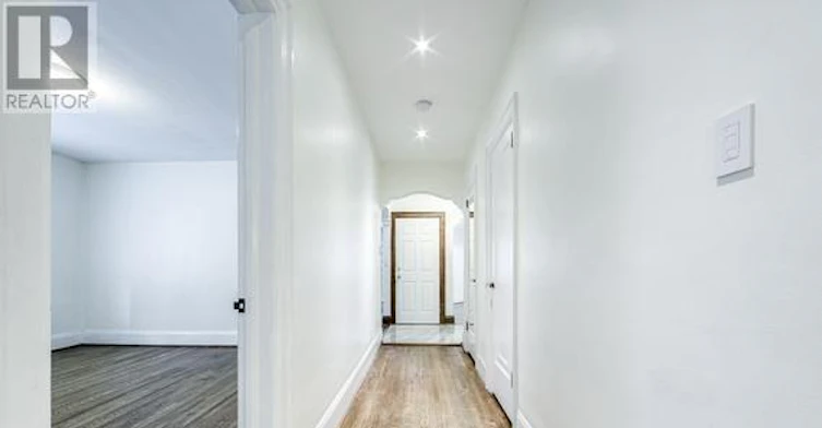 SECOND FL-11 Highbourne Road, Toronto, ON, M5P 2J1 - 24