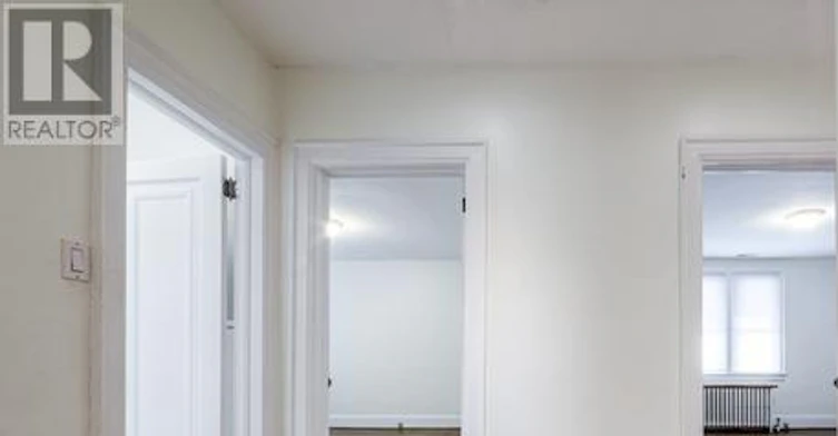 SECOND FL-11 Highbourne Road, Toronto, ON, M5P 2J1 - 31