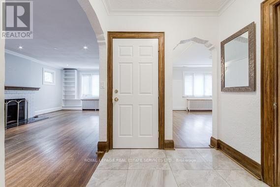SECOND FL-11 Highbourne Road, Toronto, ON, M5P 2J1 - 6