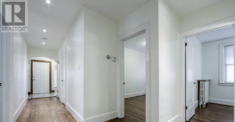 SECOND FL-11 Highbourne Road, Toronto, ON, M5P 2J1 - 25