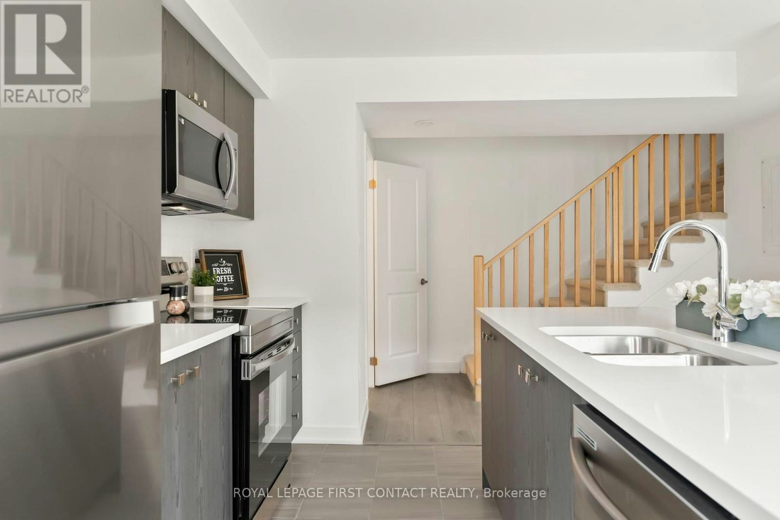 66 Appletree Lane, Barrie, ON, L9J 0P1 - 10