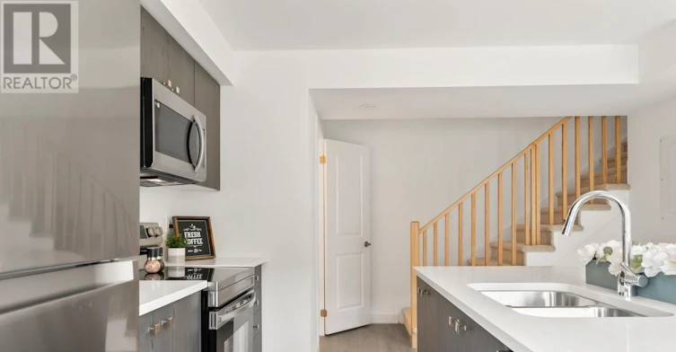 66 Appletree Lane, Barrie, ON, L9J 0P1 - 10