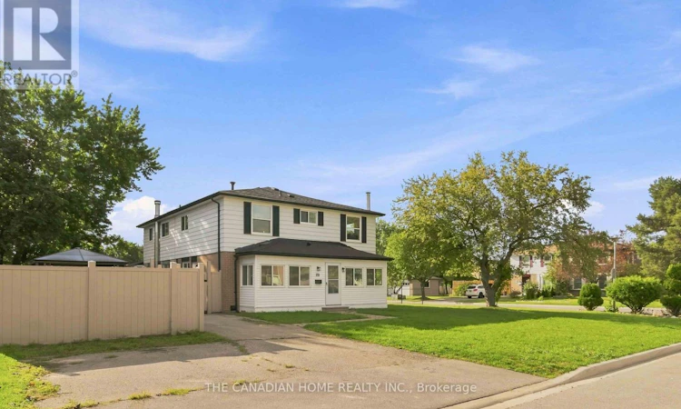 80 Flamingo Crescent