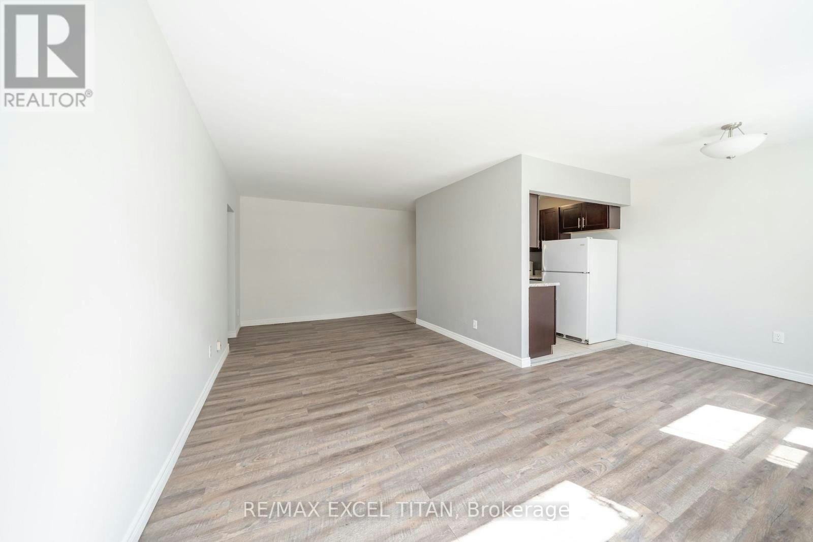 10-799 Robinson Street, Burlington, ON, L7R 2L4 - 7