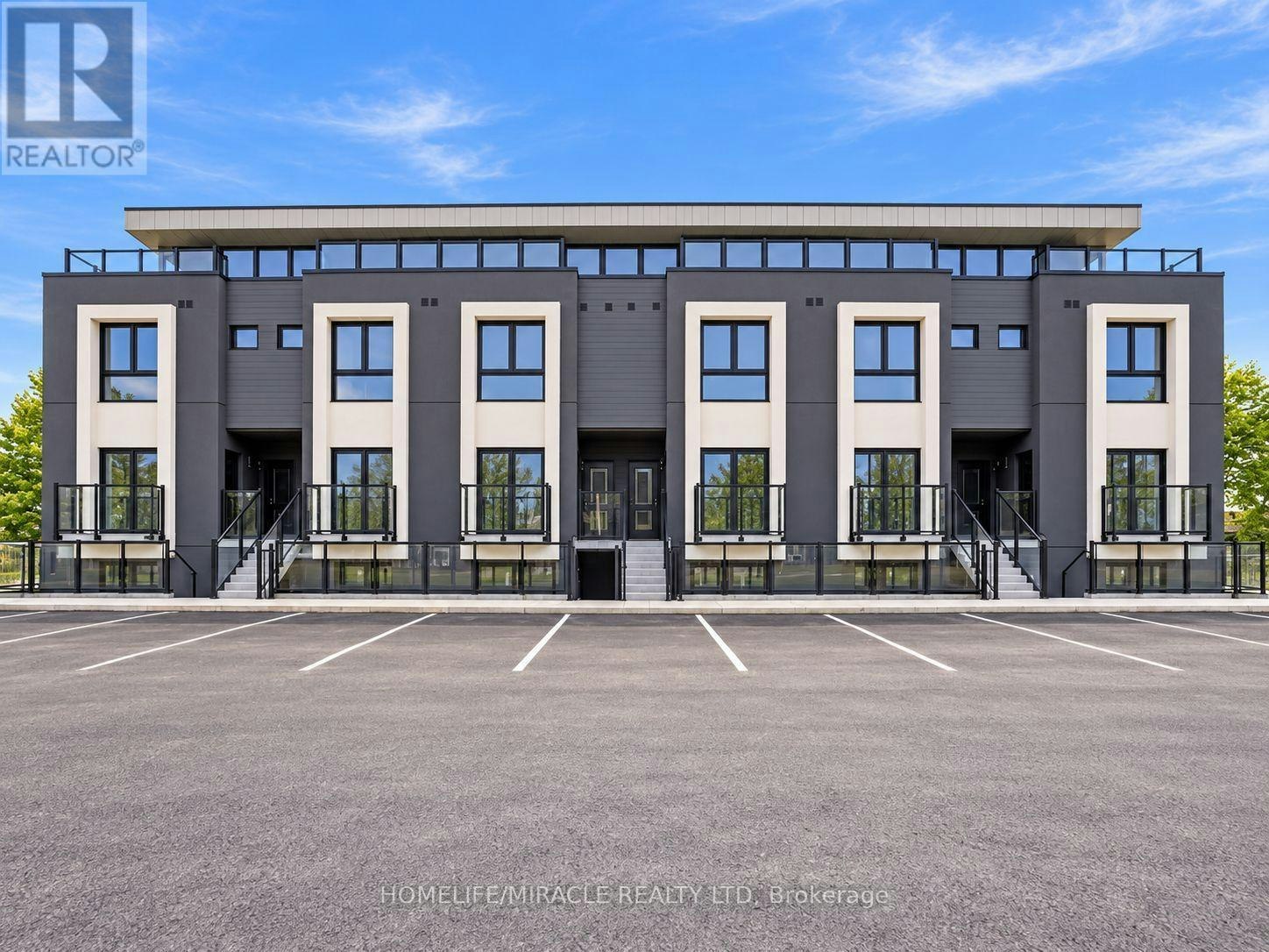 311-6638 Mcleod Road, Niagara Falls, ON, L2G 3G5 - 2